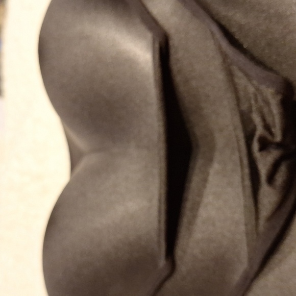 q Black Women's butt enhancing Underwear size XL. NEW - Picture 2 of 4